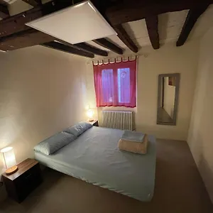  Appartamento Attic In The Old Town